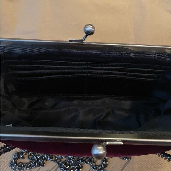 Patricia Nash Bordeaux Velvet Kiss Lock Clutch/Shoulder Bag - Picture 9 of 12